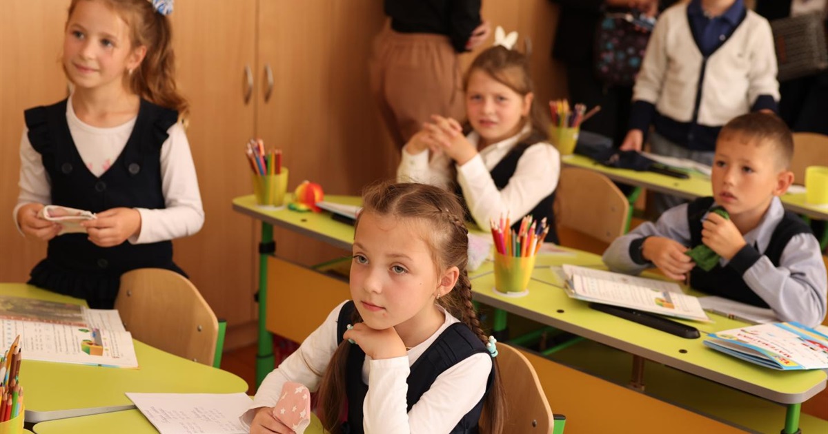 Оцініть доступність вашої школи. У новому проєкті ЮНІСЕФ допоможуть зробити її комфотною для всіх