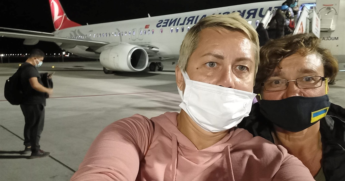 Українці, які застрягли в Туреччині через самогубство учасника групи, повернулися в Україну