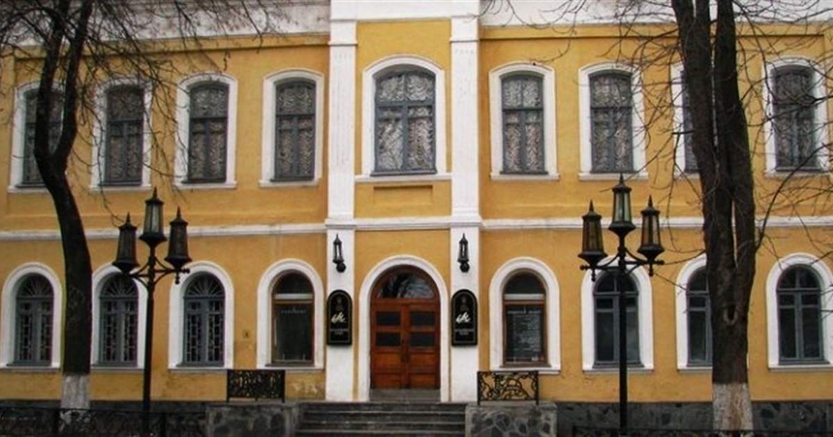 Грудень для Чернігова почнеться із театрального фестивалю у Молодіжці