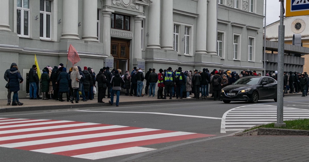 Забудова Ялівщини та майбутнє Центру дитячо-юнацького туризму. Відома позиція міської влади
