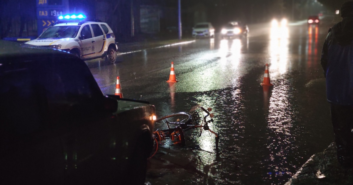 В Попасной сбили велосипедиста