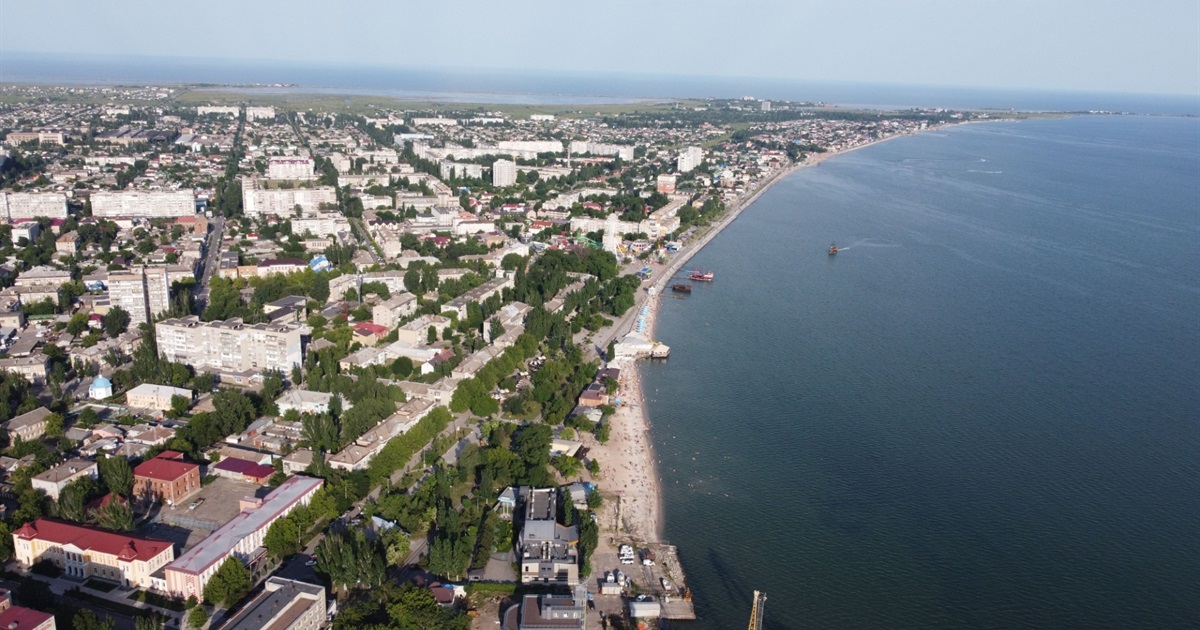 Скільки за час пандемії закрилося закладів харчування, готелів та турфірм: інфографіка