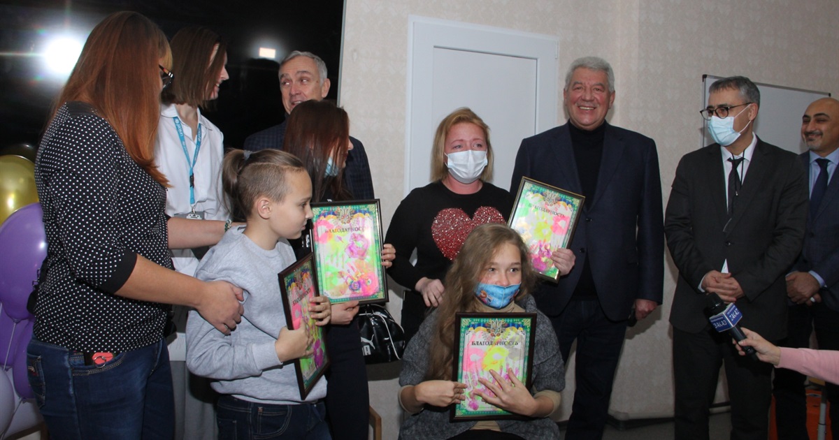 “Спільно-центр” відкрили у Бахмуті. Це сучасний простір, де родини отримають нові соціальні послуги