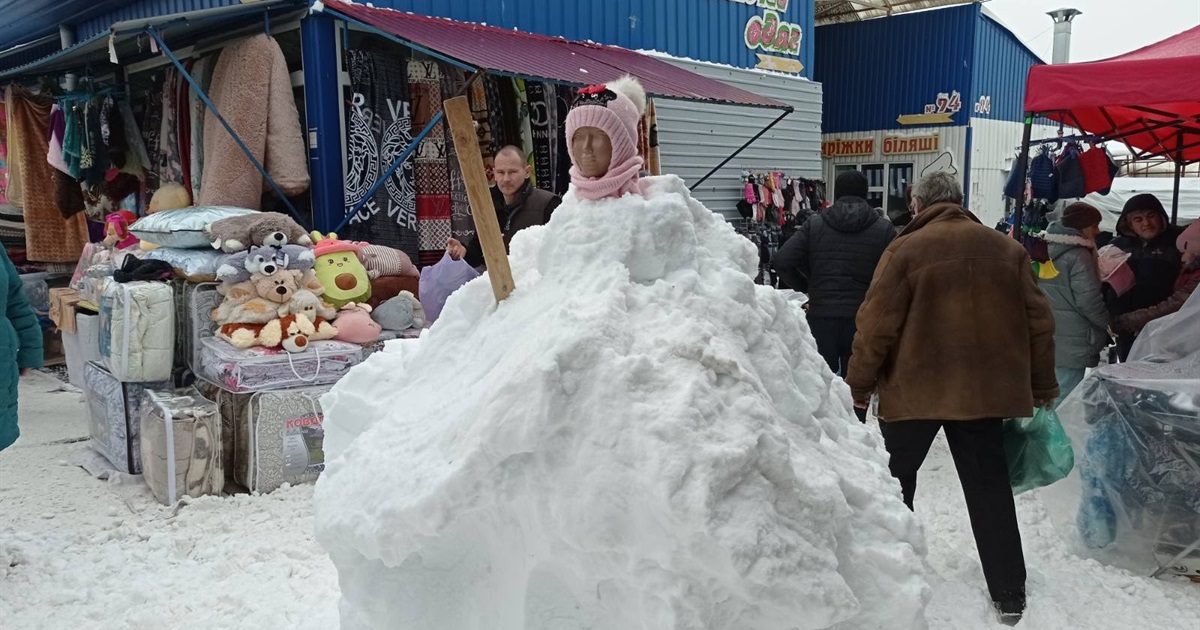Якими були ціни на продукти в останній день старого року на первомайському ринку