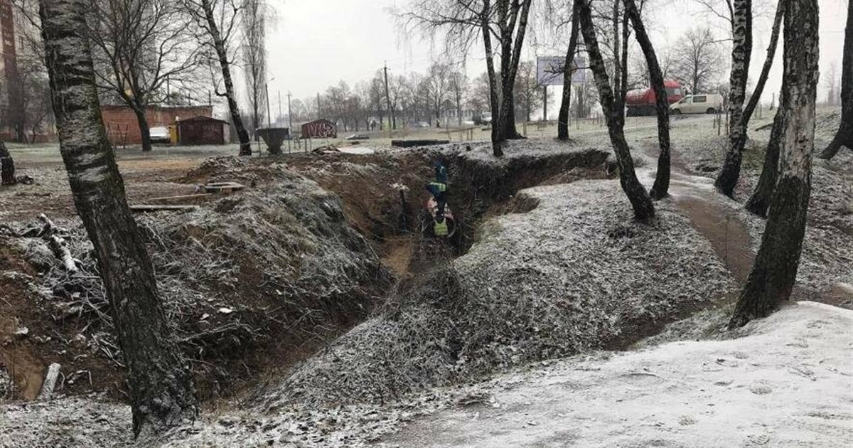 Розростання рівчаку у Березовому Гаю мають зупинити водовідні споруди