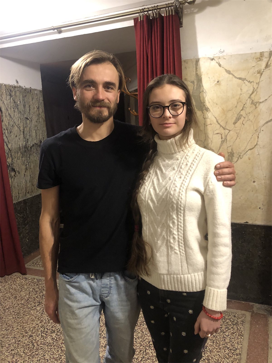 Марія Чечель з актором вистави Олегом Онещаком