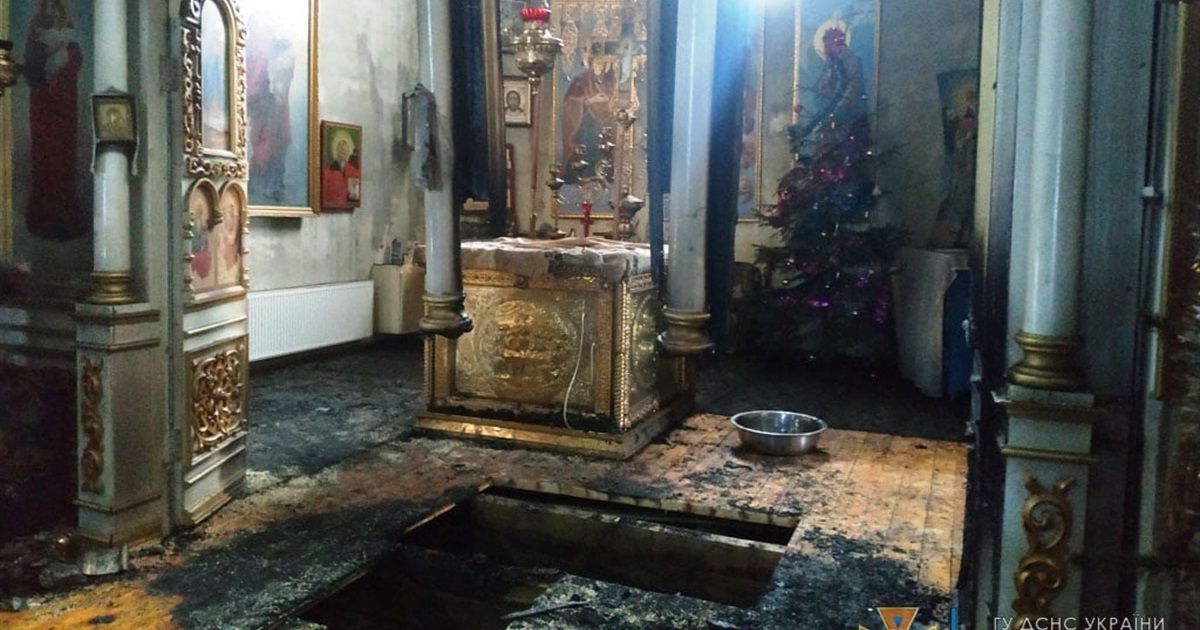 Підпал церкви у Сновську. 16-річний хлопчина влаштував пожежу, аби приховати сліди іншого злочину