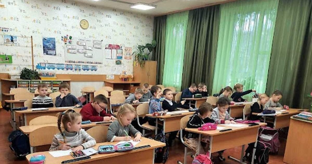 Нова хвиля коронавірусу. У якому випадку школи Чернігова перейдуть на дистанційне навчання