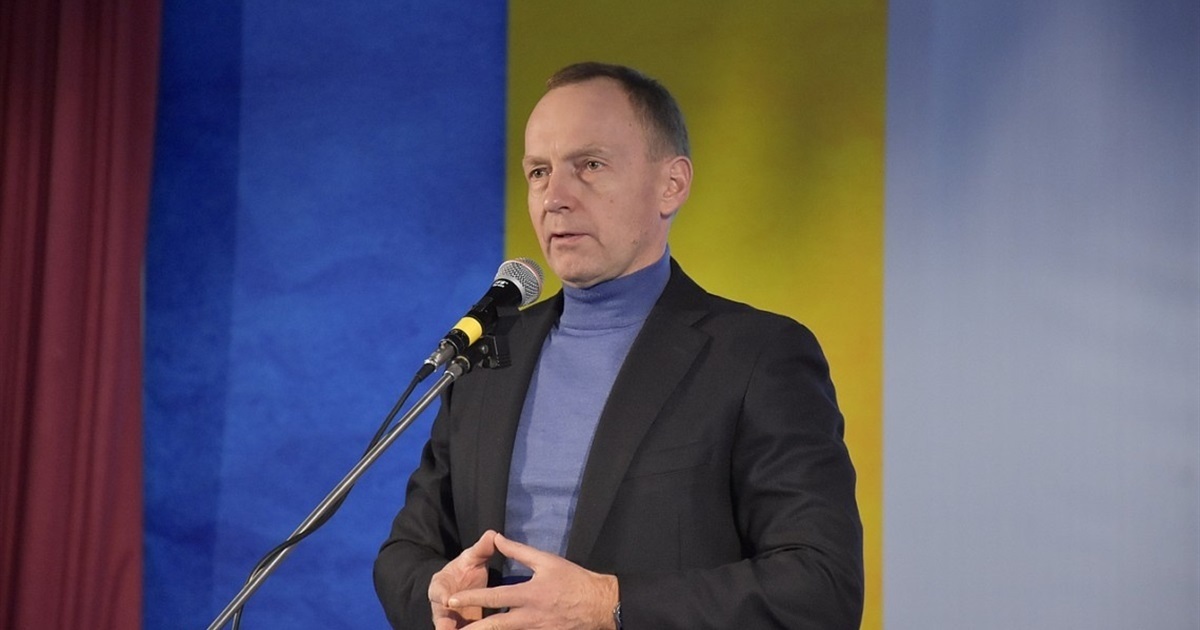 55% мешканців Чернігова вважають обшуки у місті політичним тиском на мера Атрошенка, соцопитування