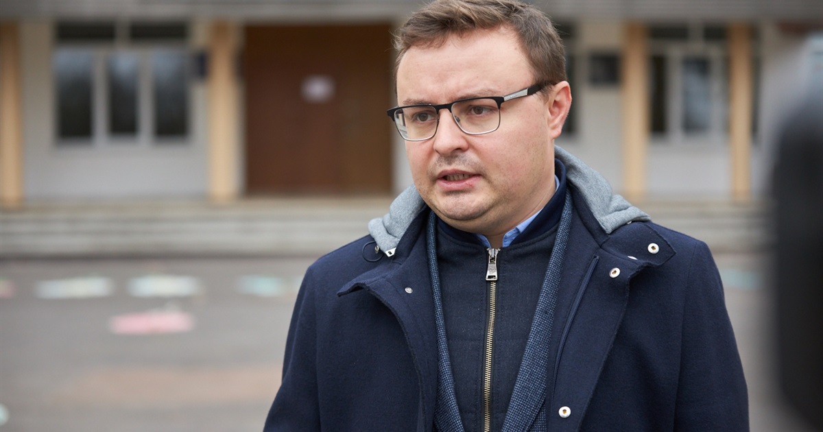 Нардеп Пушкаренко: на Житомирщині вчителі 59 громад отримали сучасні ноутбуки на 46 млн грн