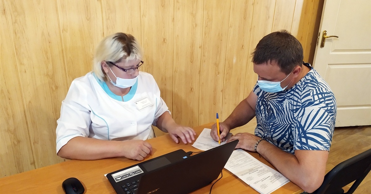 У Мені можна вакцинуватися бустерною дозою від коронавірусу. Навіщо вона потрібна
