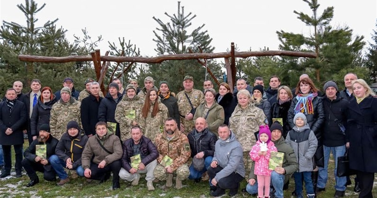 У "Джерелі" презентували книжку Лесі Піцик "Про них і з ними" - про бійців АТО і 4 вистави про них