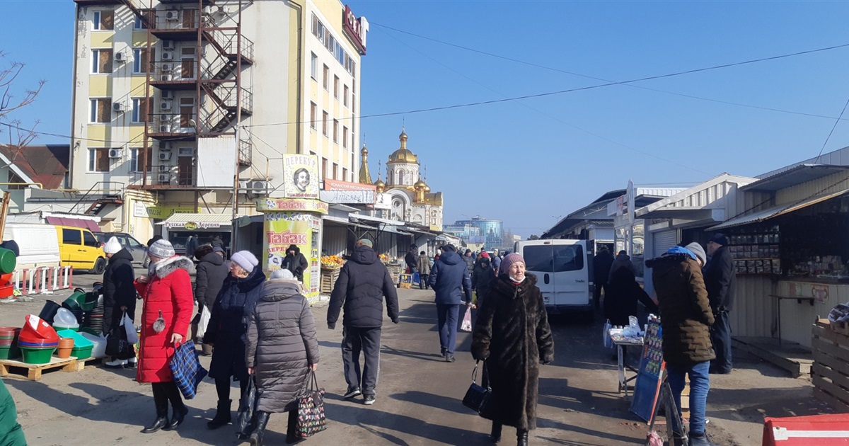 Все вокруг говорят, что в России признают "независимость" Донецка и Луганска. Что это значит?