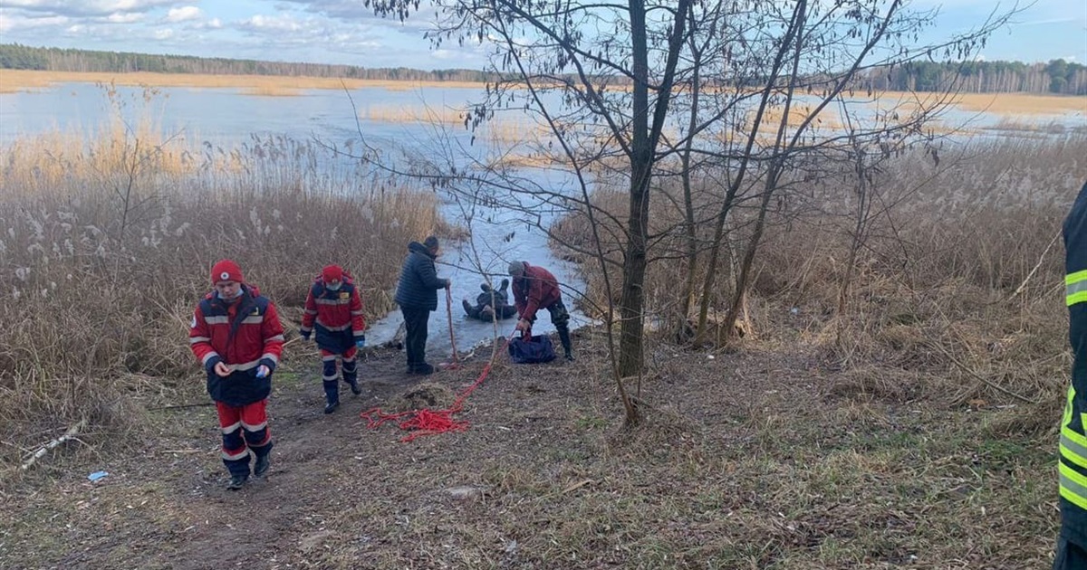 На Переяславщині загинув рибалка, який провалився під лід