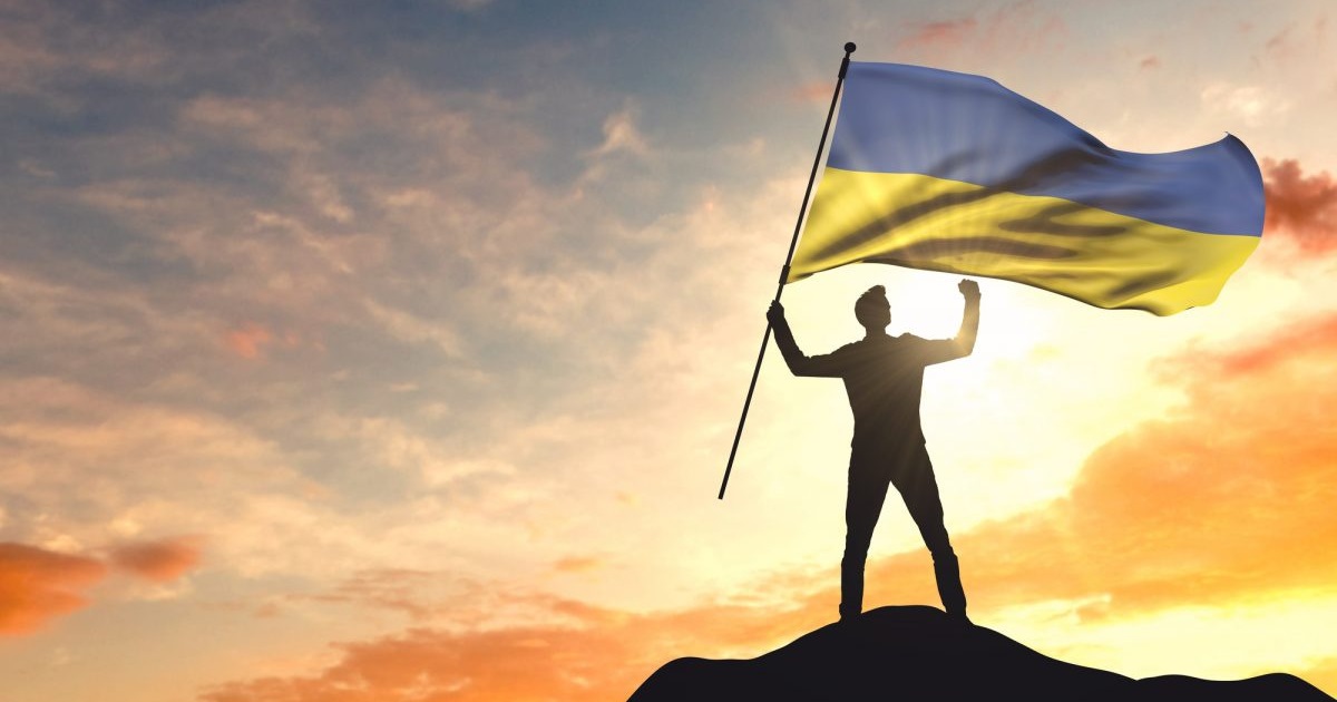Де мешканці Дніпропетровщини можуть отримати психологічну допомогу: телефони гарячих ліній