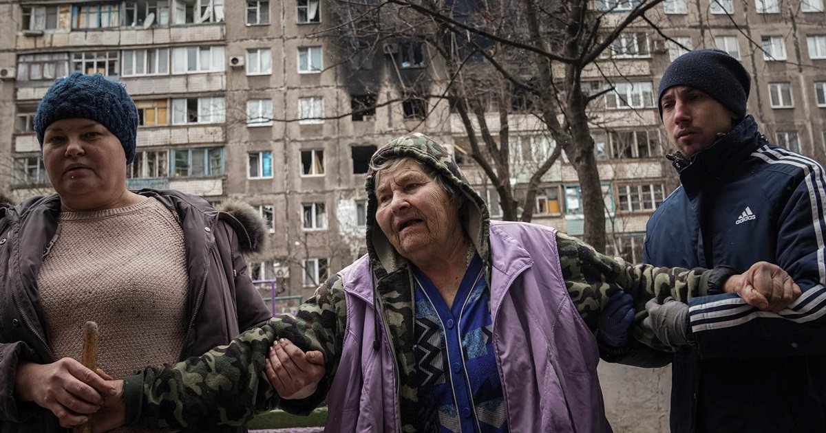 Це катастрофа. Нові світлини з Маріуполя, в яких все горе міста в блокаді