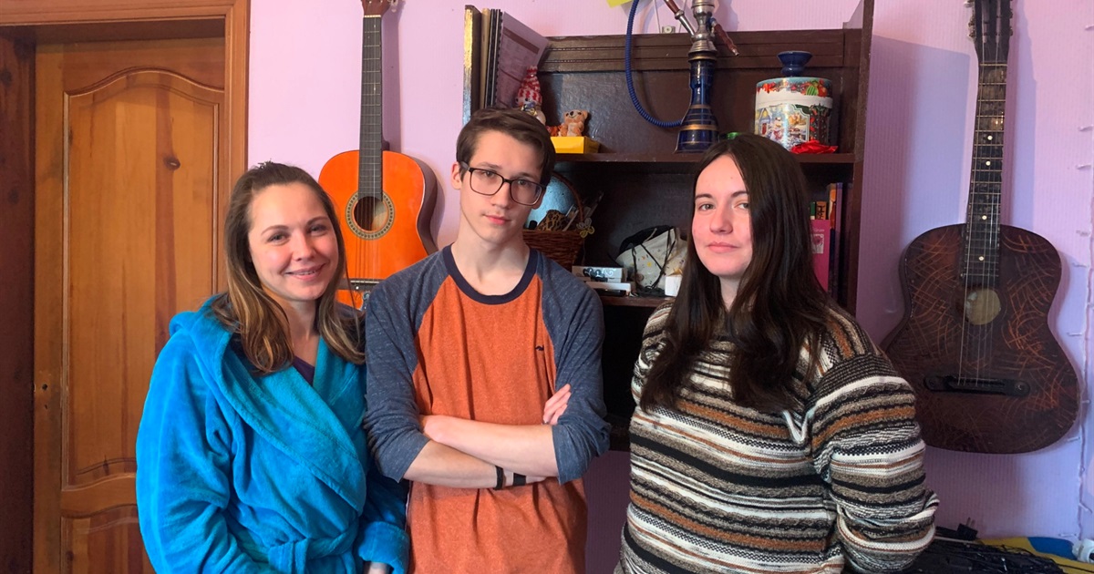 Свідки війни: «Уже поховали шестеро людей, яких застрелили окупанти»