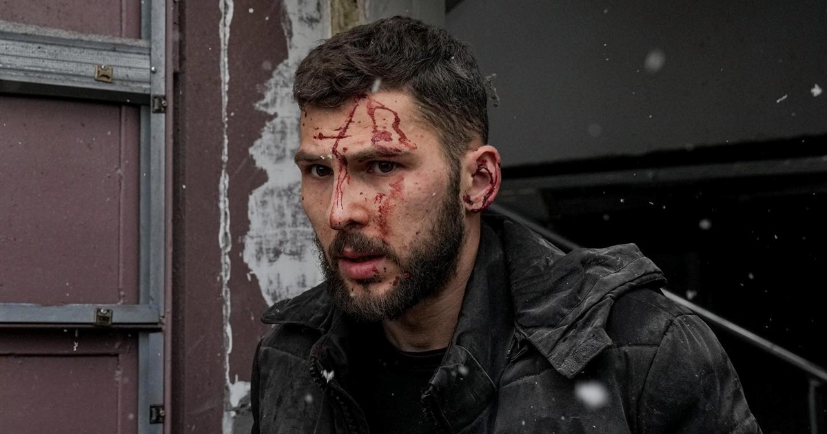 Якщо є пекло на землі, то воно в Маріуполі. У Instagram з’явилось багато відео з блокадного міста
