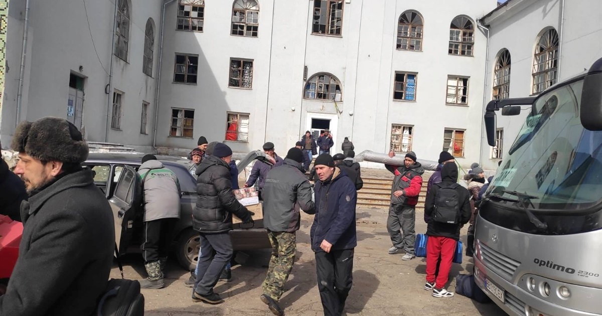 Российский медотряд ВДВ развернул мобильный госпиталь в Северодонецке