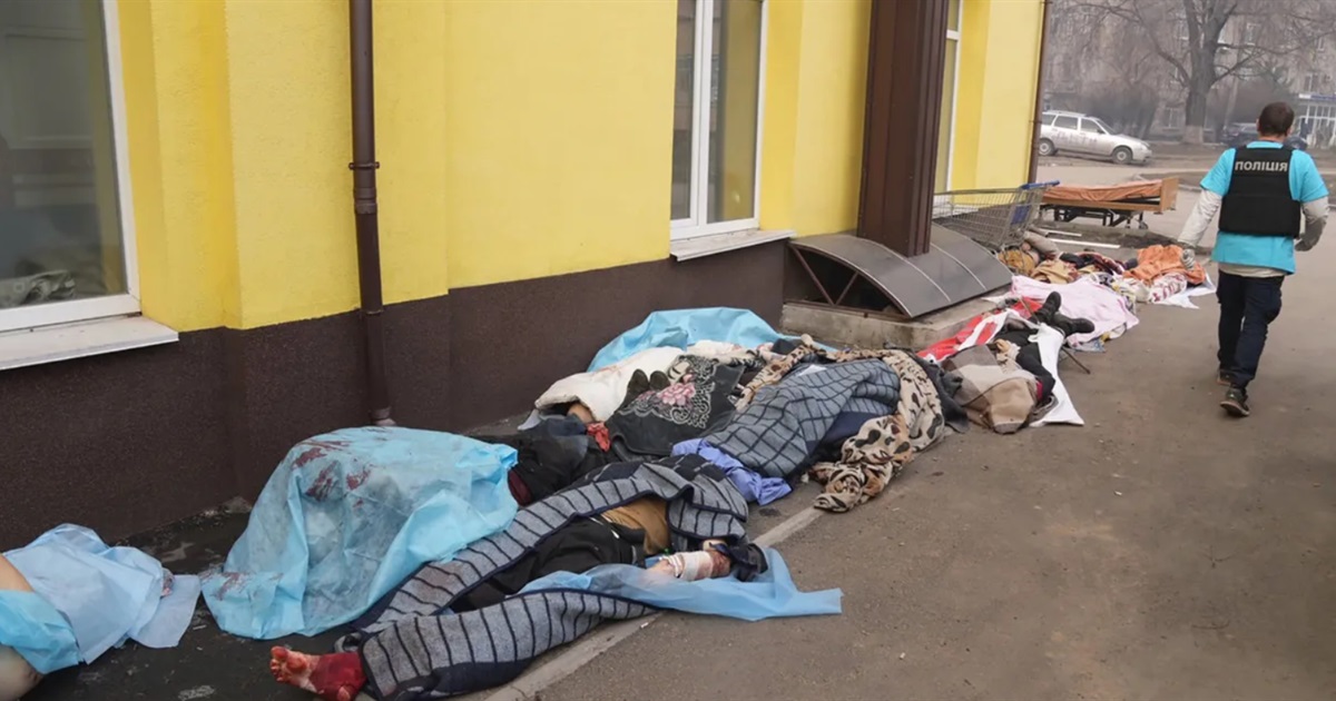 Мстислав Чернов и Евгений Малолетка показали миру трагедию Мариуполя. Вот их правда о блокаде