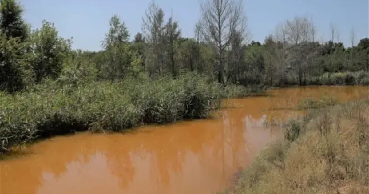 Через обстріли затопило три шахти на Луганщині. Це загрожує екологічною катастрофою в регіоні