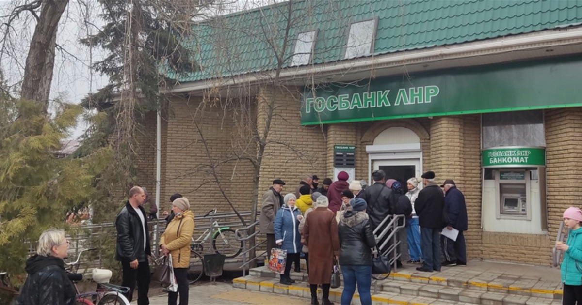 Что происходит в Новоайдаре. Жизнь луганского поселка после оккупации глазами спасателя