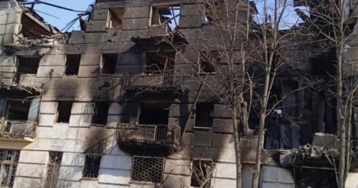 Рубіжне у руїнах, місто палає під обстрілами Росії. Журналісти показали, як воно виглядає зараз