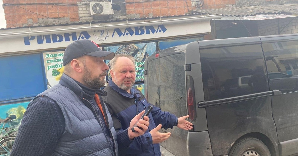 "Якщо побачите гуманітарну допомогу в продажу - фіксуйте фото, відео та надсилайте докази"