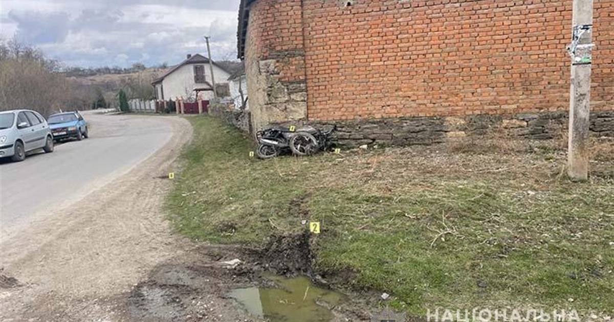 На Чортківщині 20-річний мотоцикліст внаслідок ДТП потрапив до реанімації