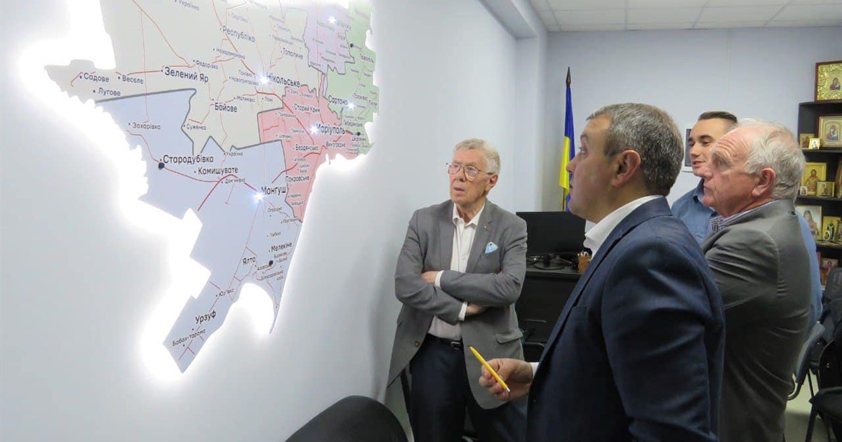 Ми не нагнали жахів! Це наша помилка. Степан Махсма про життя Маріупольського району під час війни