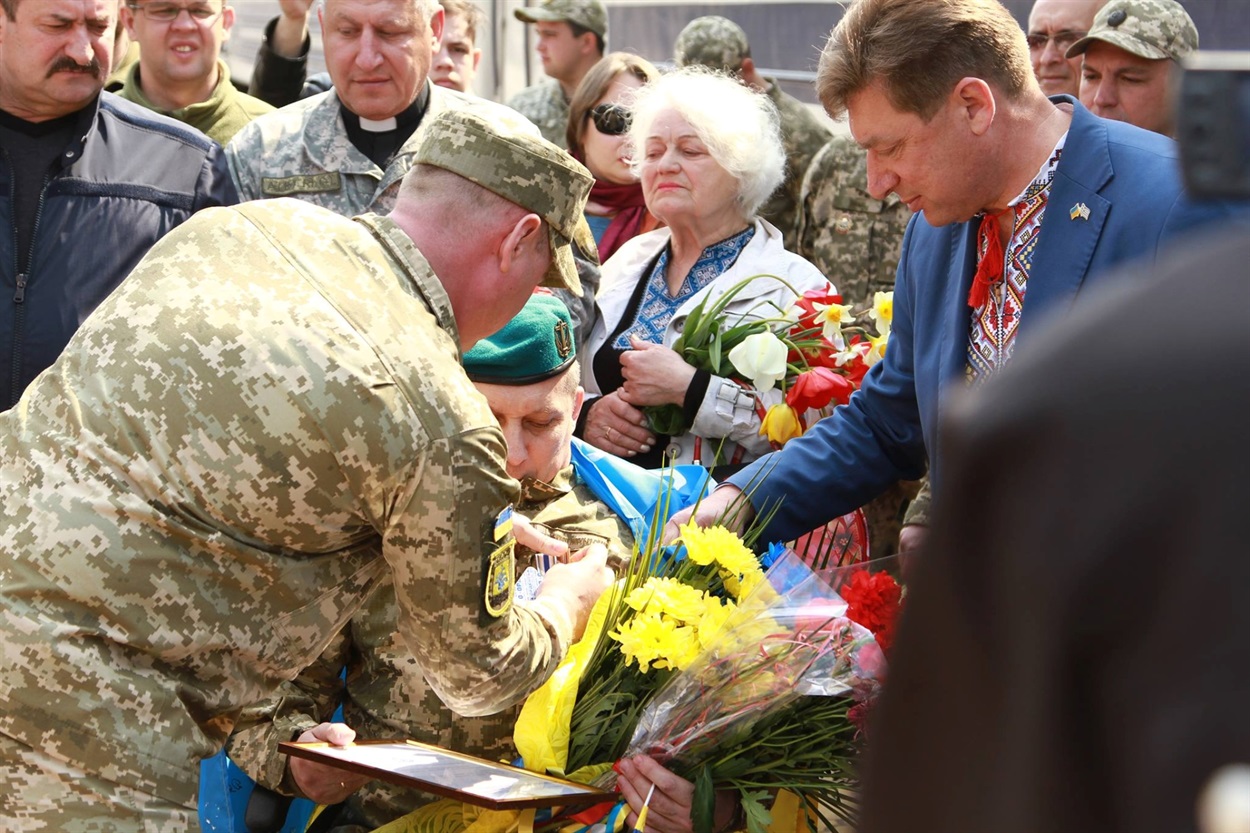 Валентина Константиновська у Маріуполі. 