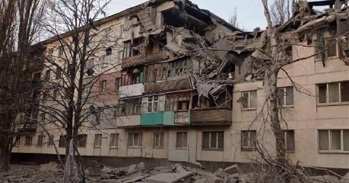 Пока говорю с вами, тут нещадно стреляют. Жительница Лисичанска о выживании под обстрелами