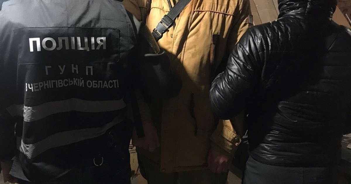 Викрадачу автомобільної гуми загрожує від 5 до 8 років позбавлення волі. Такі вимоги воєнного часу