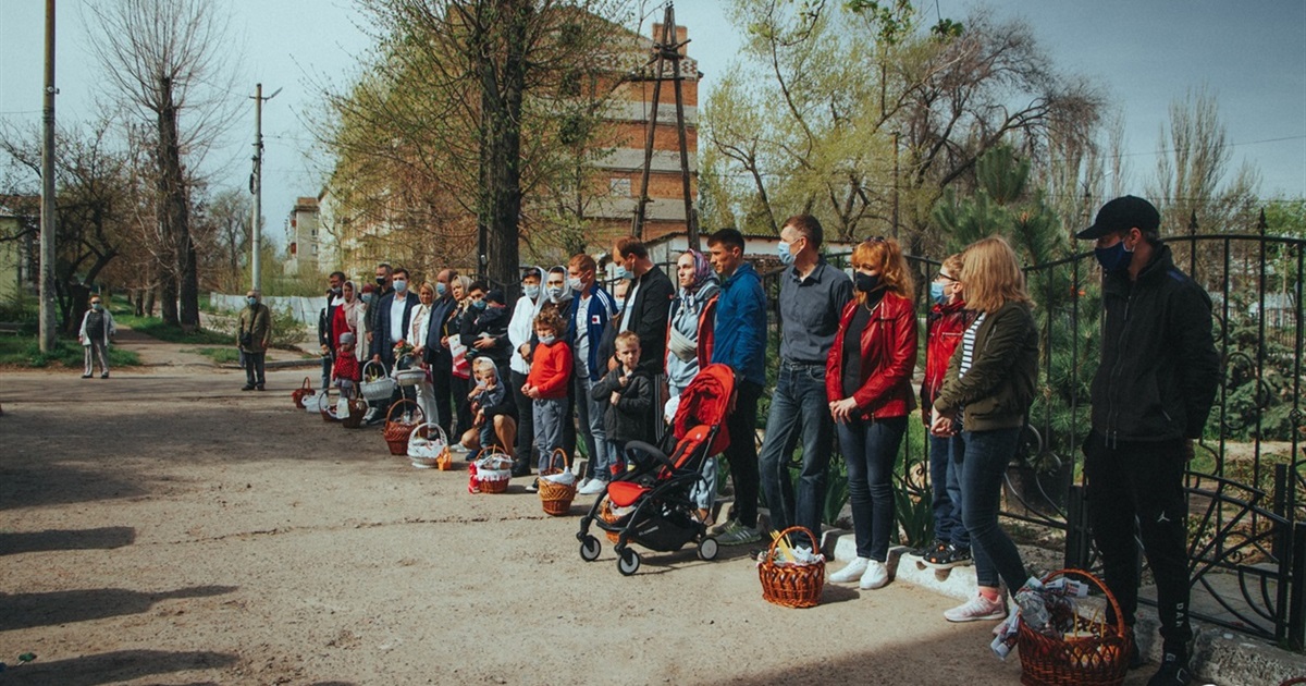 Начальник Нікопольської районної ВА проінформував мешканців про умови святкування Великодня