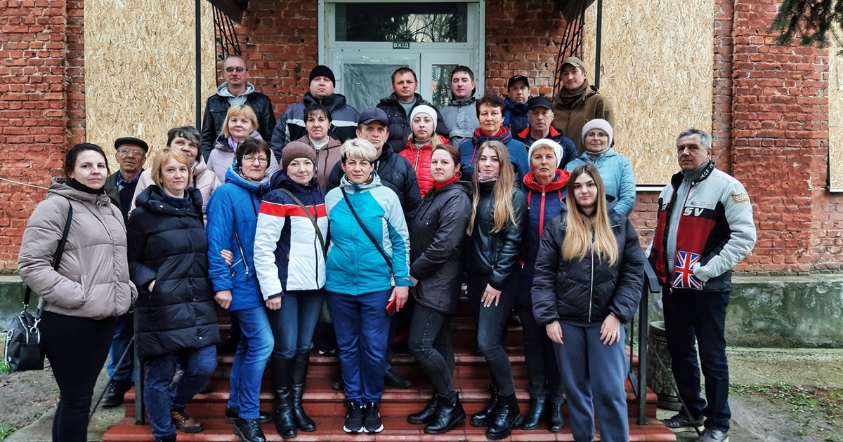 Колективи територіальних громад, підприємств і організацій організовано стають донорами