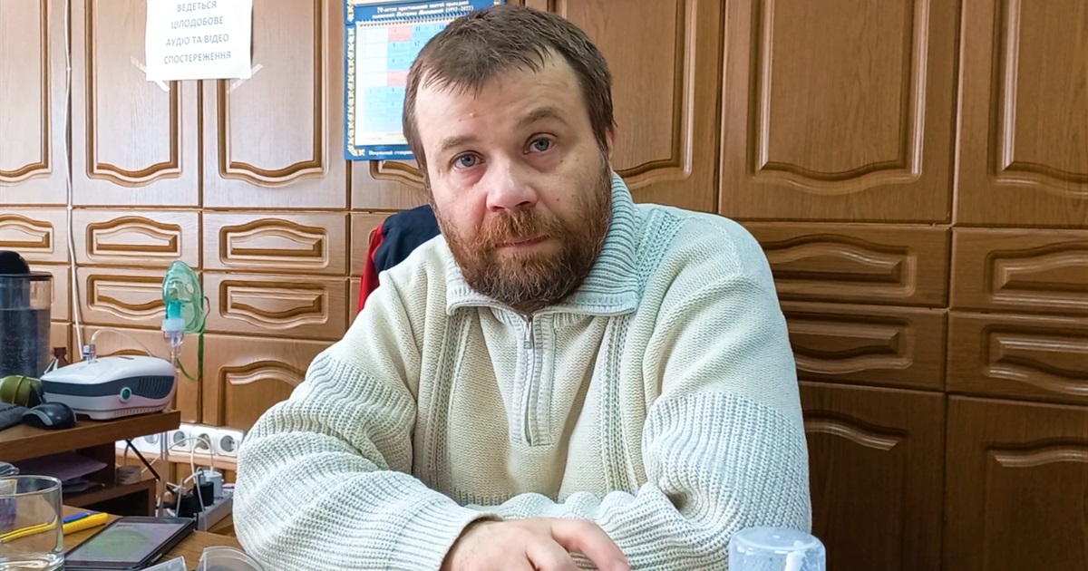 Врачи живут здесь 24/7. Роман Водяник о том, как работает больница в Северодонецке под обстрелами