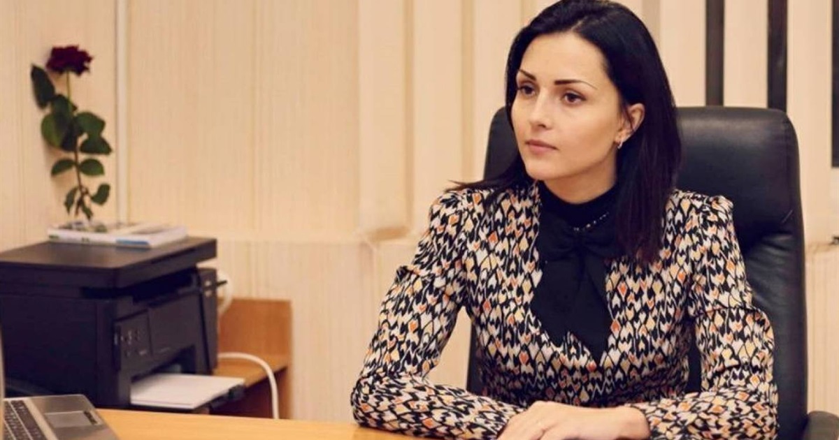 У Старобільську із квітами окупантів ніхто не зустрічав. Мер Яна Літвінова про захоплення міста