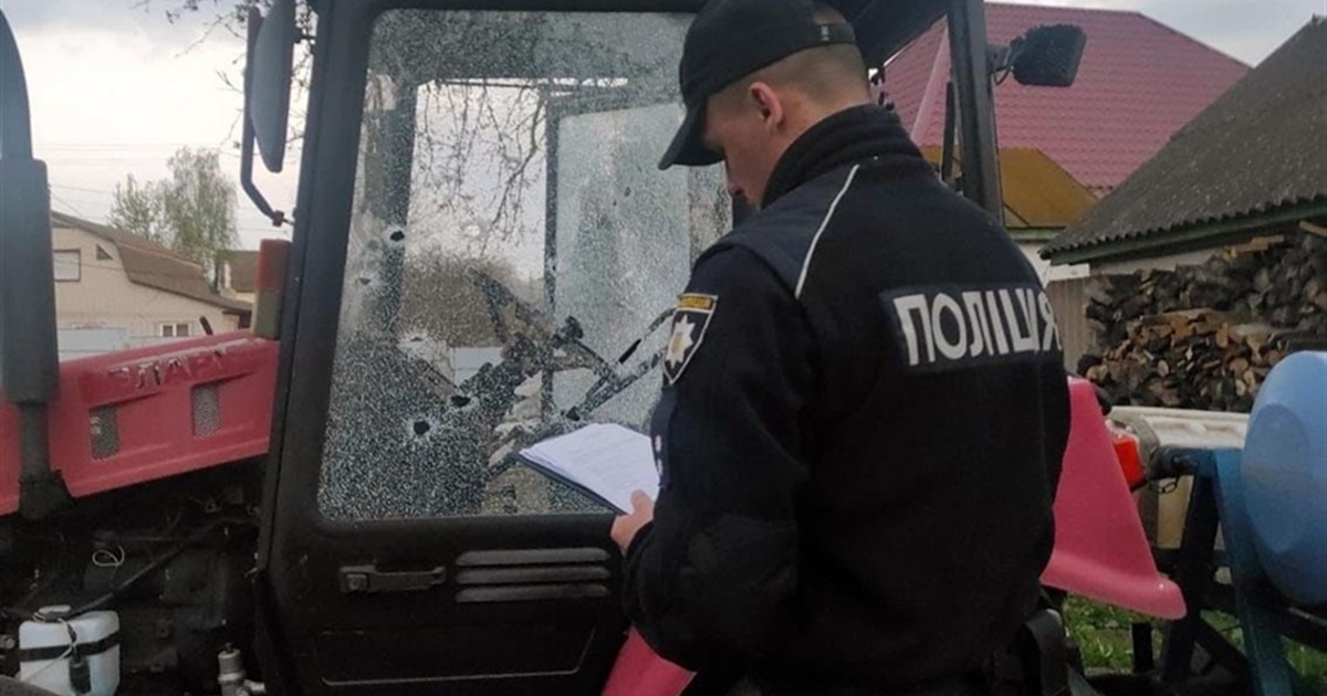 У Чернігові нетверезе водіння в нічний час, на Прилуччині стрілянина під дією оковитої