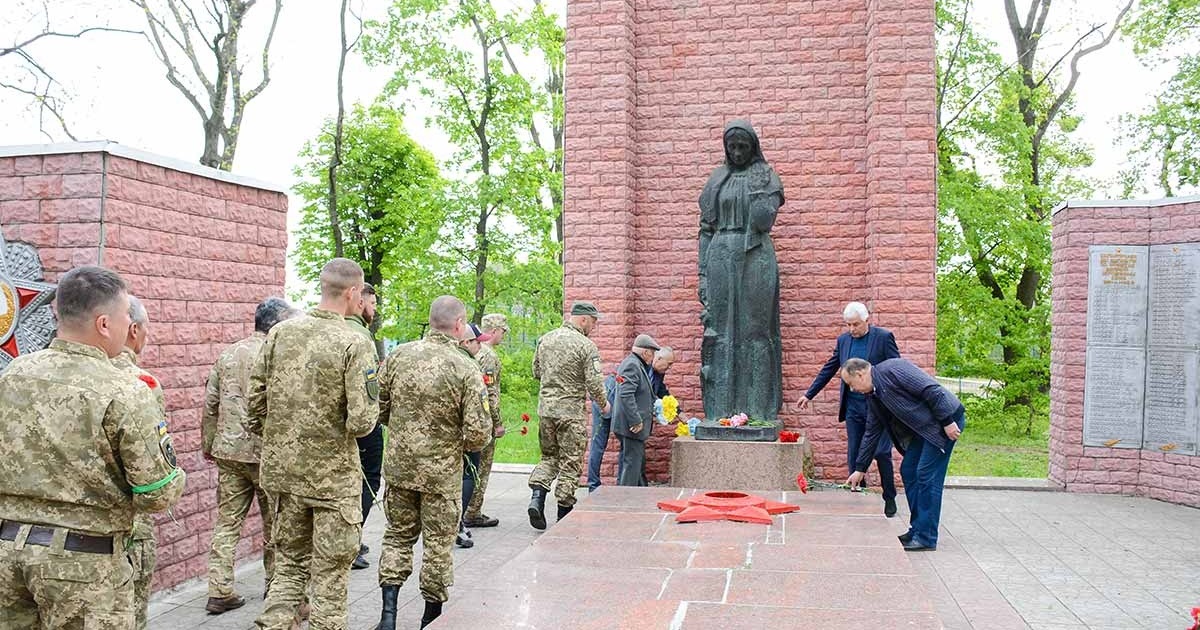 Разом до Перемоги: на Кагарличчині вшанували ветеранів Другої світової та наших воїнів-захисників