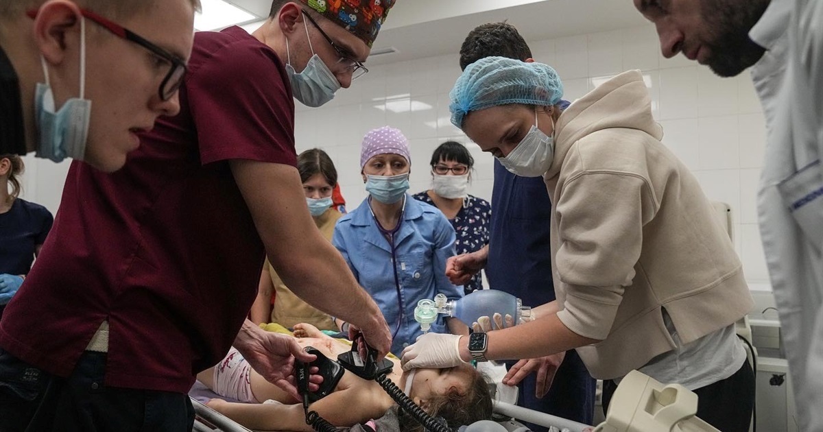 When the second child died in my arms, I cried. The story of an intern from Mariupol