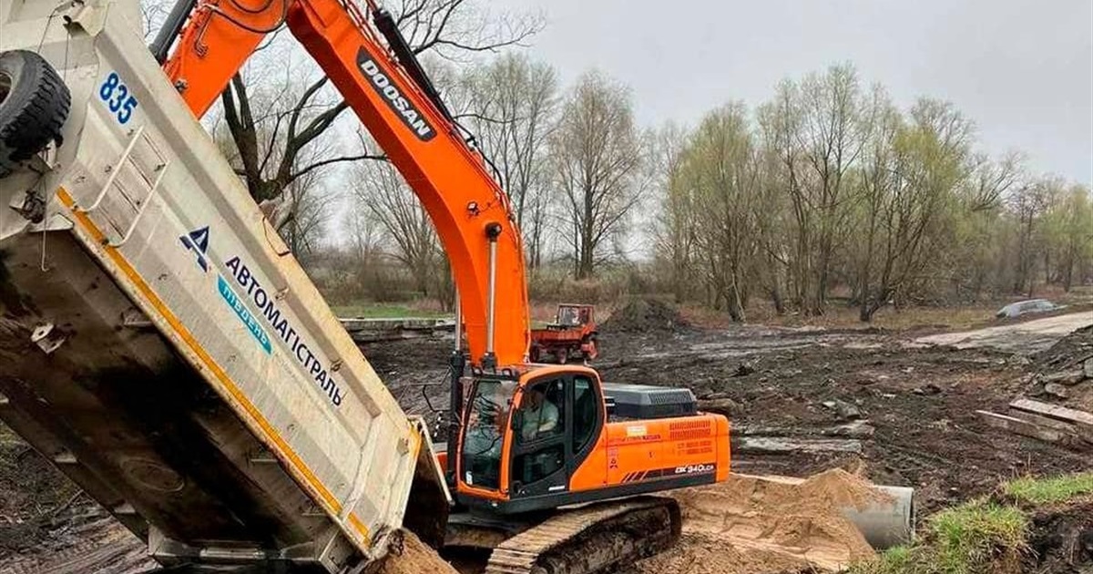 Триває відновлення транспортної мережі області — зведення за 8 травня