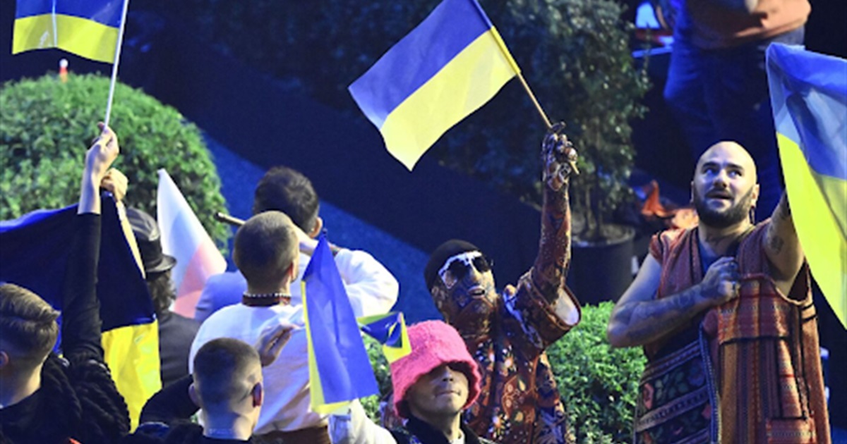 Eurovision kick-off: Ukraine’s Kalush Orchestra commanding the spotlight