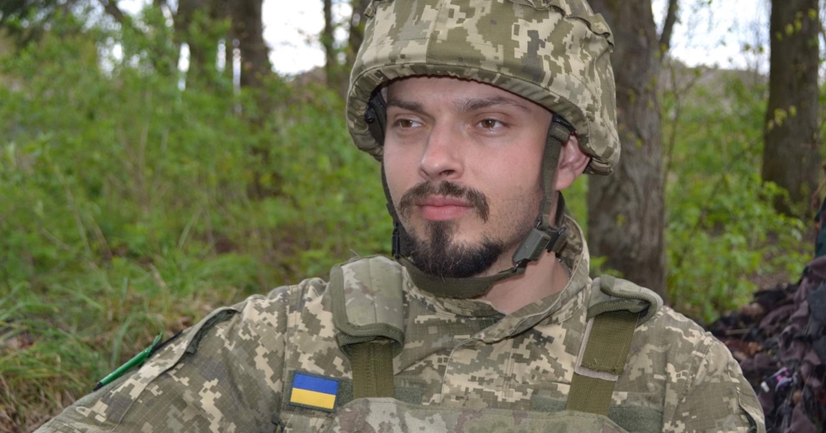 Роман - медик, а тому янгол-охоронець наших захисників на війні