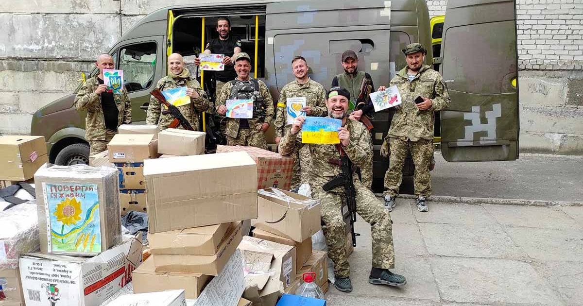 Із Кагарлика на східні рубежі: подарунки нашим захисникам зібрала ГО "СЛОН Добра"