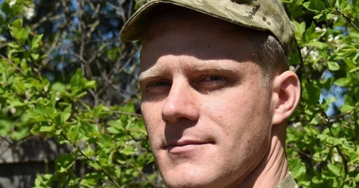 Захисник Чернігова Дмитро вже зранку 24 лютого зустрічав ворога за штурвалом бойової машини
