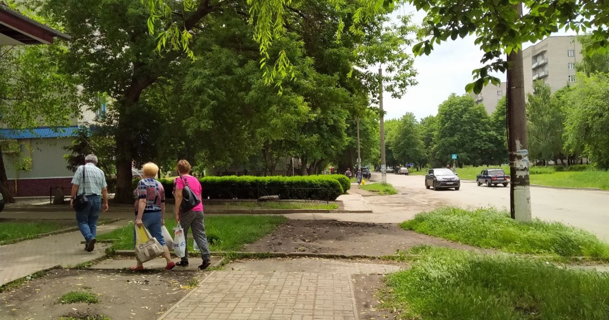 Підприємства, медичні установи, блокпости, тарифи: яка ситуація у Жовтих Водах