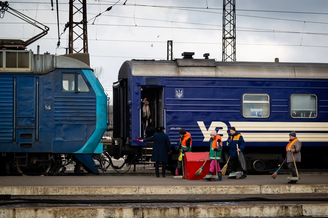 переселенці укрзалізниця
