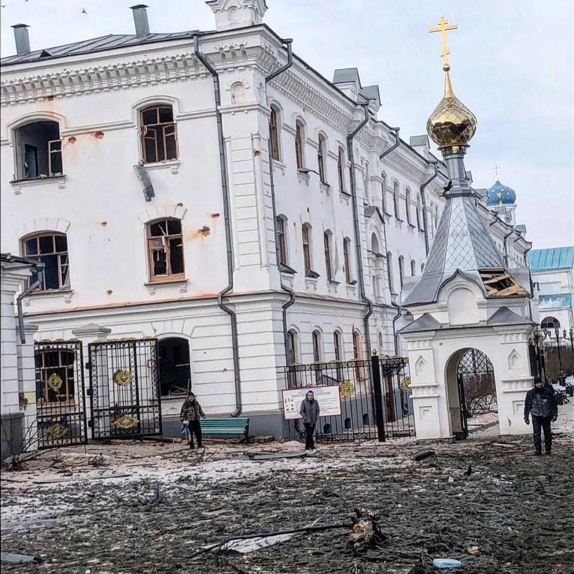 Авиаудар России по Святогорской Лавре
