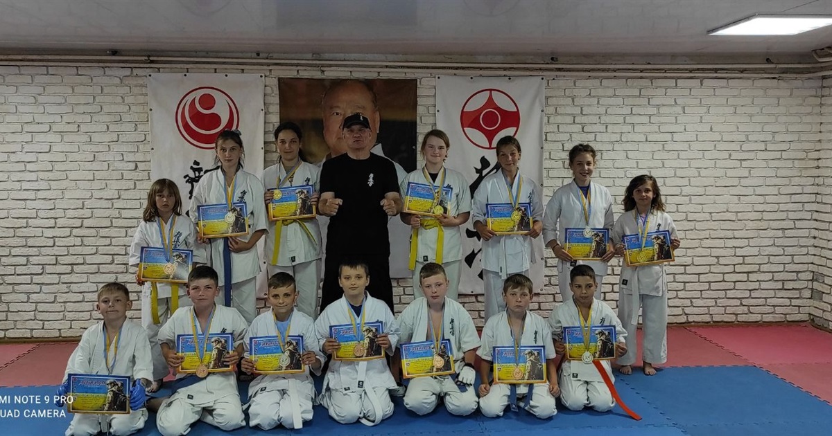 Благодійний чемпіонат: сватківські каратисти завоювали золоті медалі та зібрали кошти на потреби ЗСУ