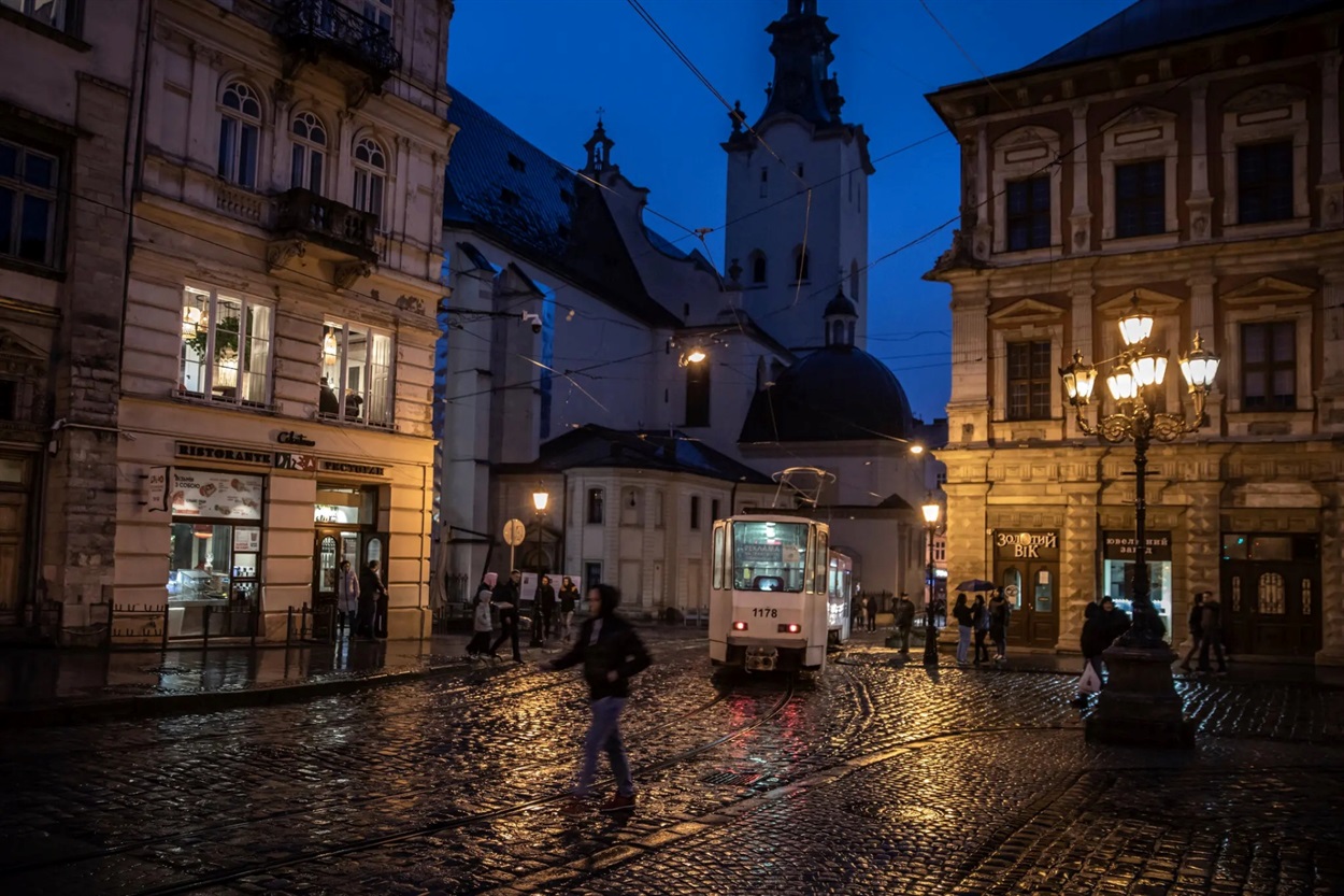 Львів